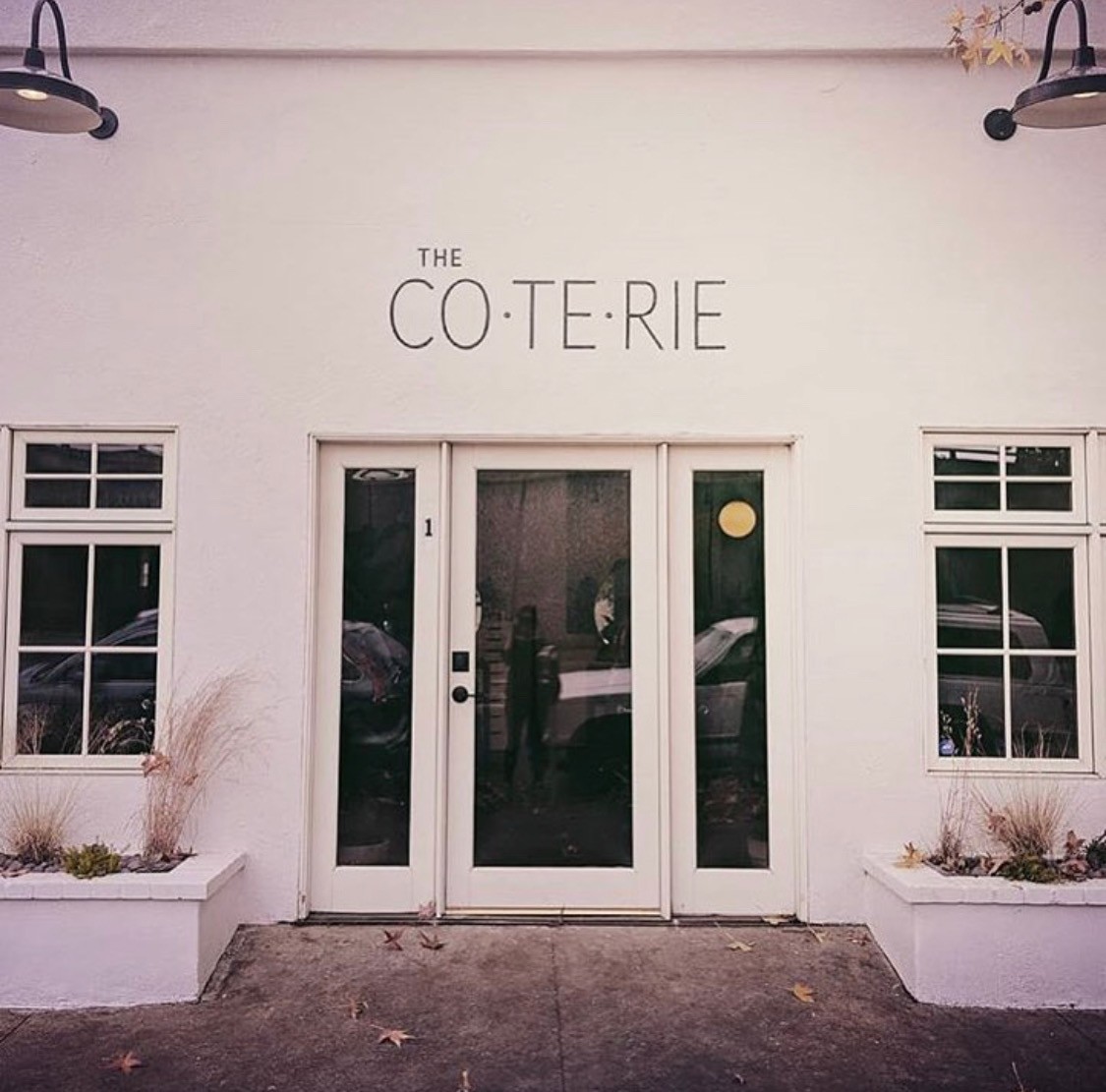 the co.te.rie store front